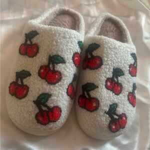 ✨NEW✨Cherry Slippers